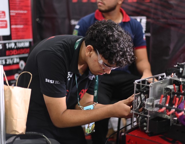 conteudo-torneio-sesi-de-robotica-firjan-sesi-regional7Tiago Oliveira.jpg