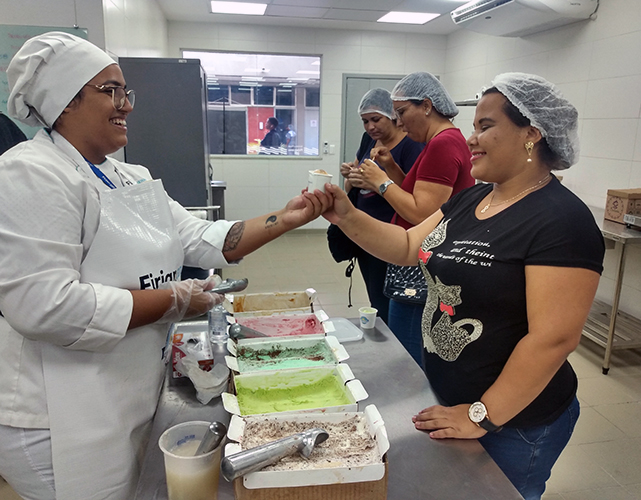 Escola de Sorvete inicia primeira turma de Mestre Sorveteiro