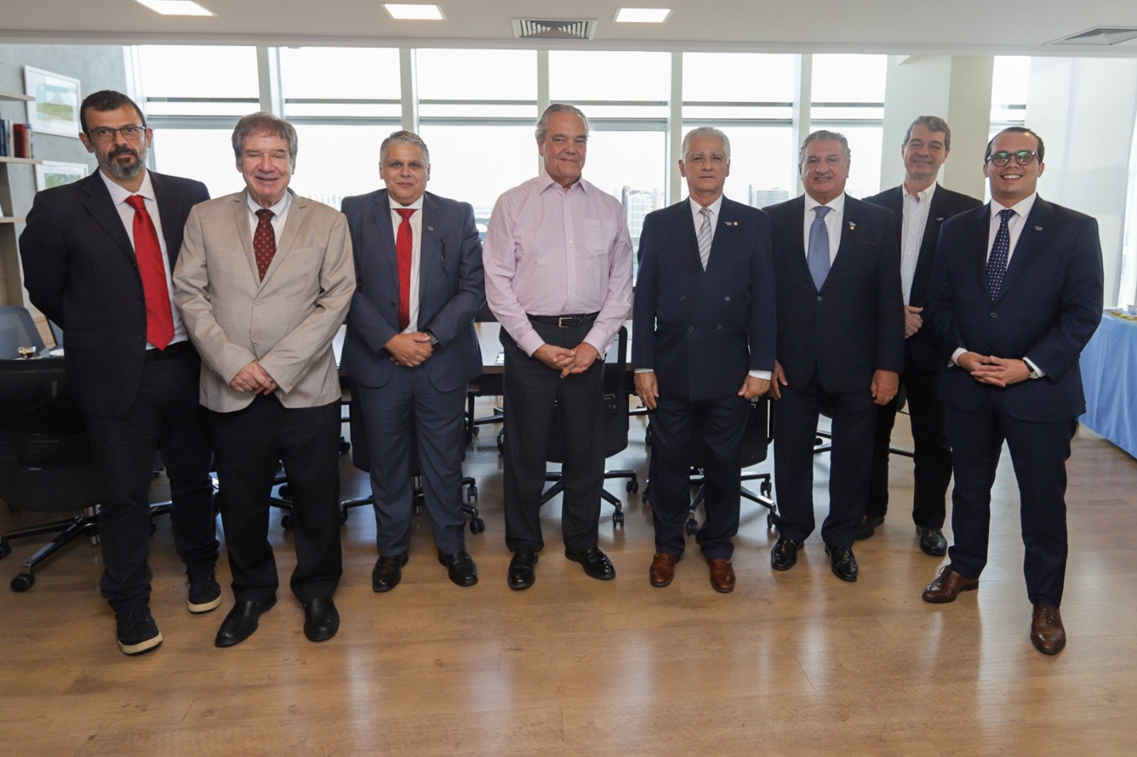 Leo Edde, Luiz Carlos Renaux, Celso Mattos, Eduardo, Caetano, Marcelo Kaiuca, Celles Cordeiro e Rodrigo Santiago