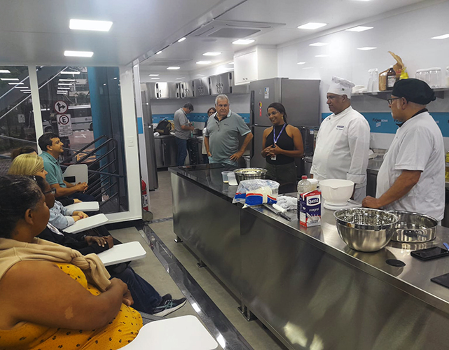 Evento contou com a participação do presidente do Sindipães, Roberto Badro