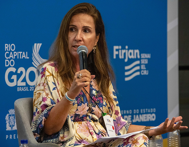 Carla Pinheiro, presidente do Conselho Empresarial de Mulheres da Firjan, na abertura do 1º Diálogo Nacional, na Casa Firjan