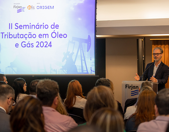 Emiliano Fernandes, presidente do Conselho Empresarial de Petróleo e Gás da Firjan, no II Seminário de Tributação de Óleo e Gás