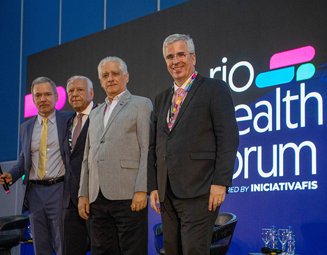 Denizar Vianna, Jorge Raimundo, Luiz Césio Caetano e Carlos Eduardo Gouvêa na abertura do Rio Helth Forum