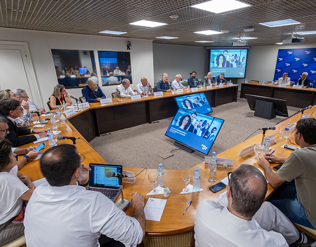 Reunião foi realizada na sede da Firjan