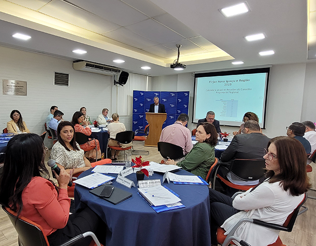 Empresários debateram sobre o cenário econômico nacional e as perspectivas para 2025