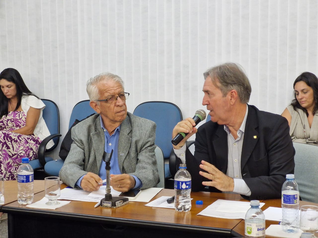 Alex Murteira (à direita) e o presidente da Firjan Norte Fluminense, Francisco Roberto de Siqueira