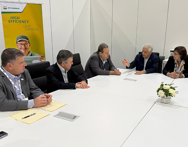 Luiz Césio Caetano destacou que a parceria entre as empresas impulsionará ainda mais a indústria fluminense