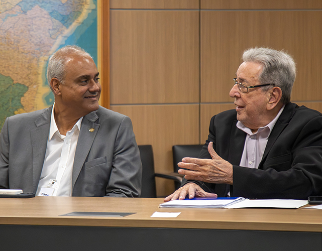 Jair Bittencourt (GovRJ) e Sérgio Ramalho (Siperj/Firjan)