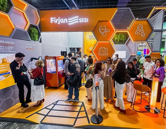 Estande da Firjan SESI na #FISWeek 2025.