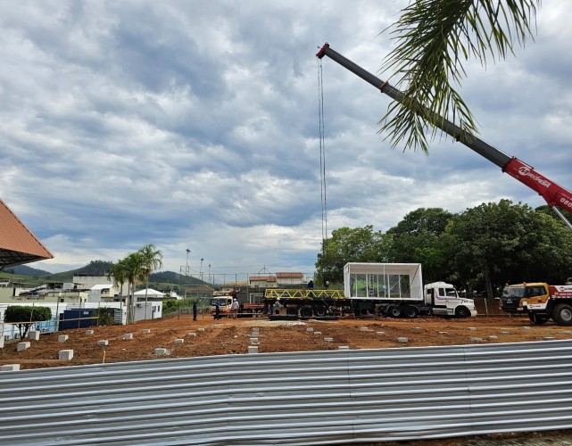 Escola será montada em módulos que permitem uma construção mais rápida e sustentável