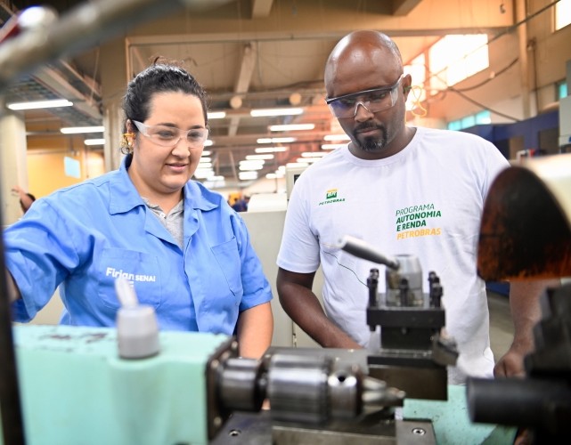 As vagas estão distribuídas nos estados de SP, RJ, MG, PR, RS e PE.