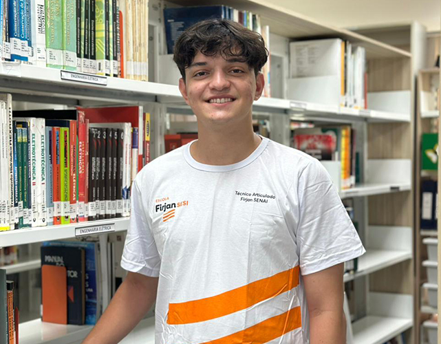 José Luiz do Nascimento Lima, aluno da Escola Firjan SESI Volta Redonda