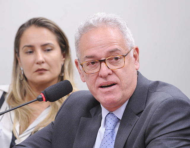 Antonio Carlos Vilela representou a Firjan em reunião na Câmara de Deputados.