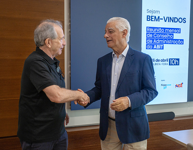 Fernando Pimentel (ABIT) e Luiz Césio Caetano (Firjan/CIRJ)