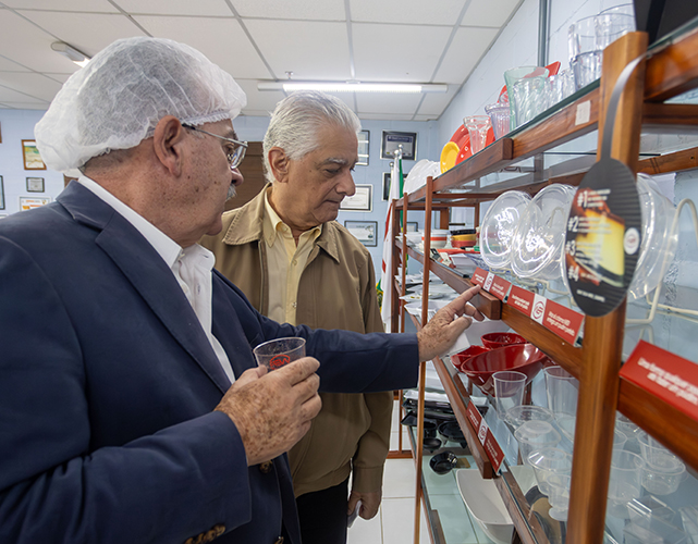 Ronaldo Castilho Thomaz (WER) e Luiz Césio Caetano (Firjan)