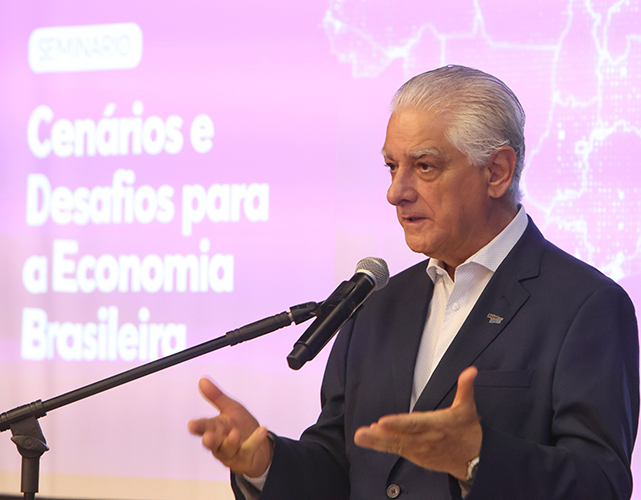 Firjan realiza debates estratégicos sobre a economia global e seus impactos na indústria brasileira e fluminense.
